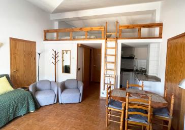 Studio avec mezzanine